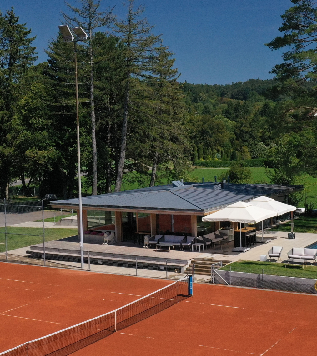 Umfassende Dienstleistungen in der <span class="--inline --brand ">Lazarov Tennisunterricht in Zollikerberg</span>